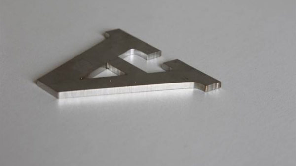 激光精细切割样品